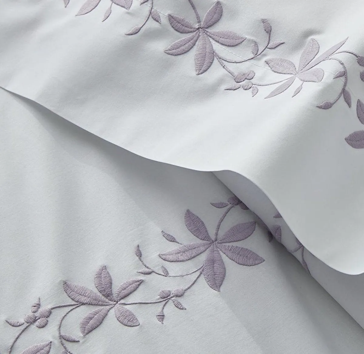 Callista Bedding by Matouk