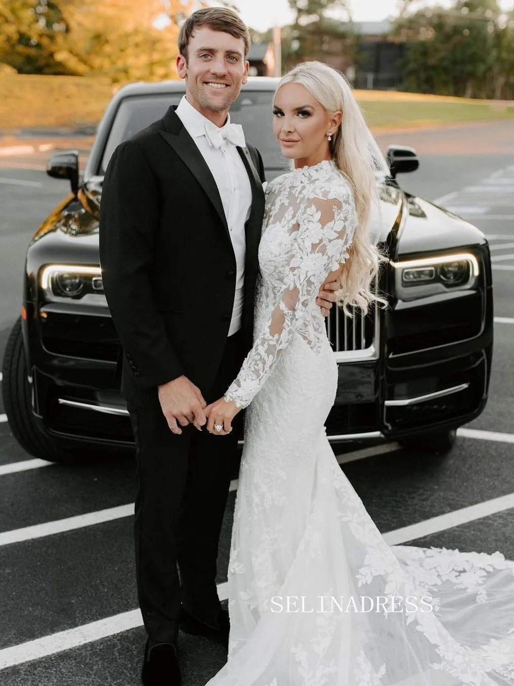 Mermaid High Neck Lace Wedding Dresses Cathedral Train Rustic Wedding Gowns kop130