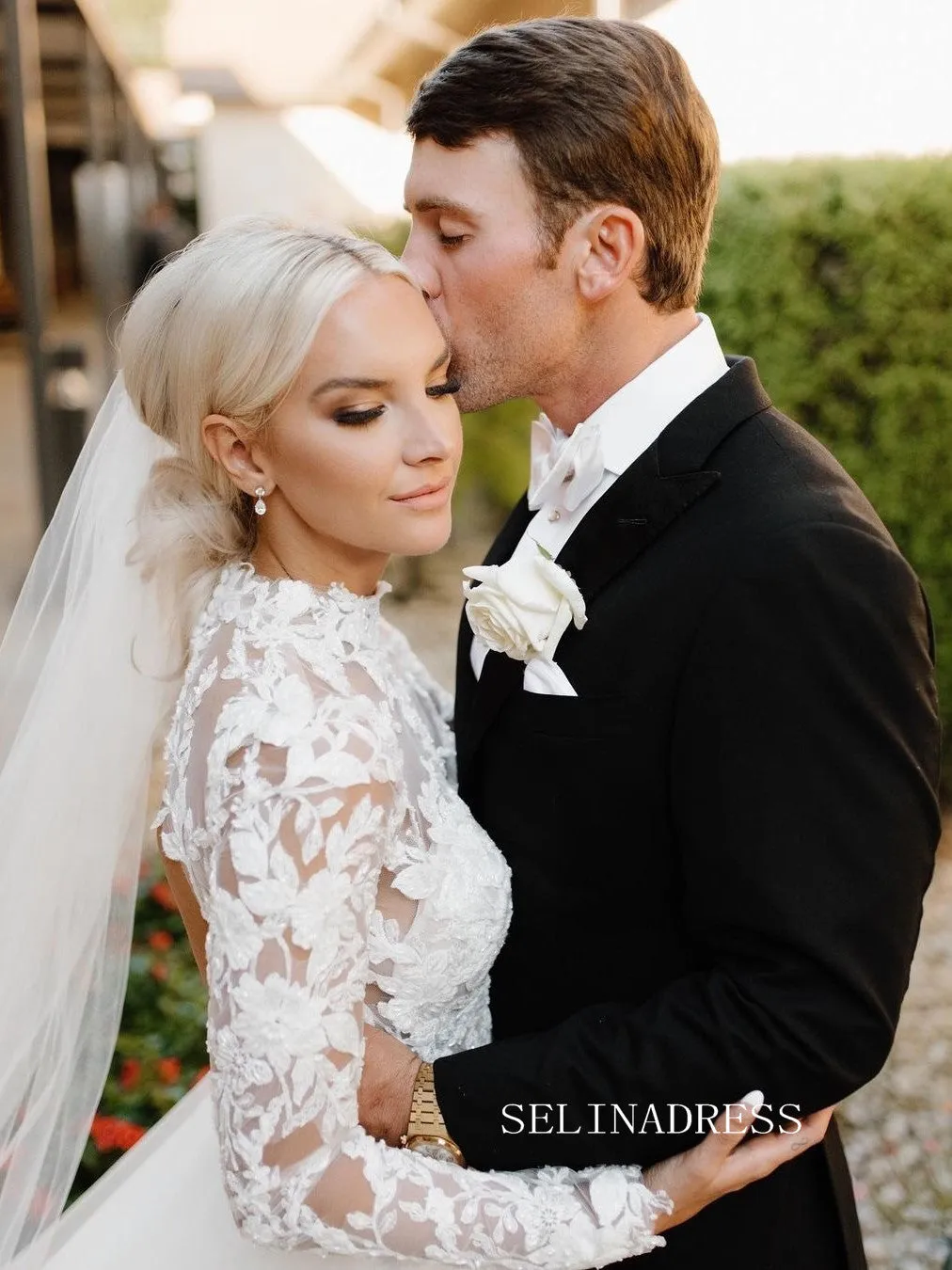Mermaid High Neck Lace Wedding Dresses Cathedral Train Rustic Wedding Gowns kop130